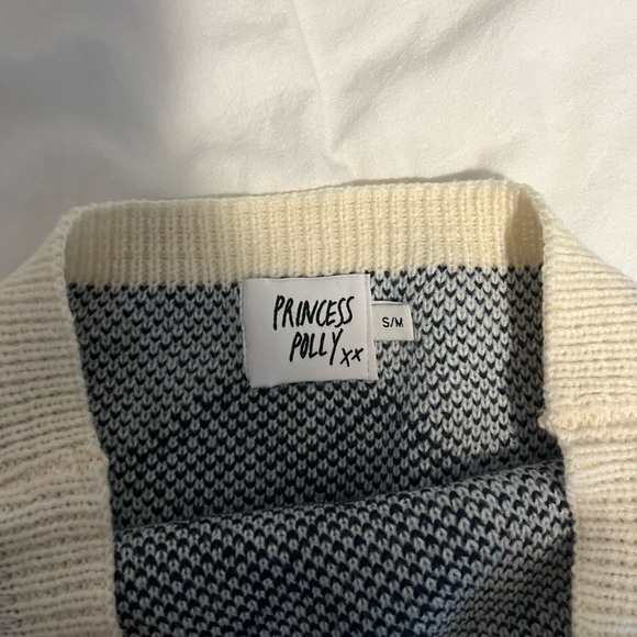 princess polly top - Picture 3 of 3